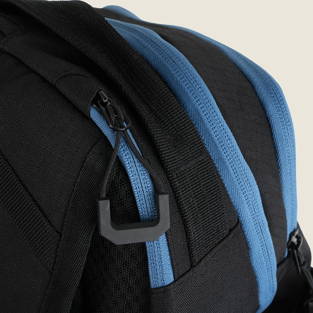 15L Inbounds Skiing Backpack (Black/Blue Steel)