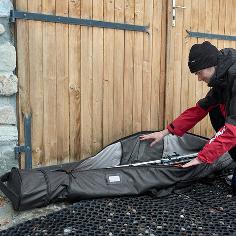 Flachau Ski Roller Bag (Black)