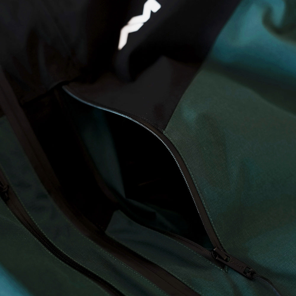 Mens Astazou II Insulated Jacket (Dark Sea/Black)